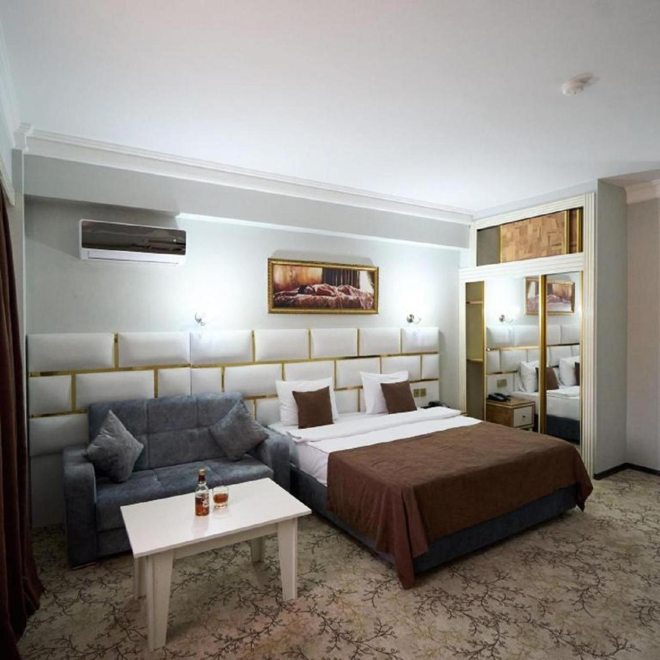 Bey Hotel Baku Exterior photo